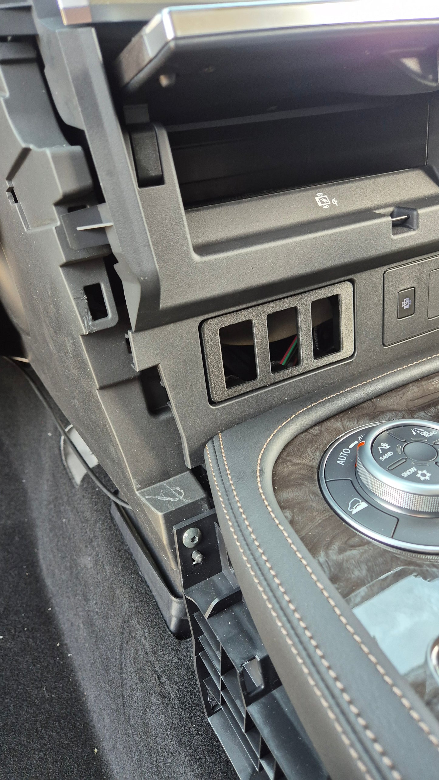 2025 Y62 Switch Panel
