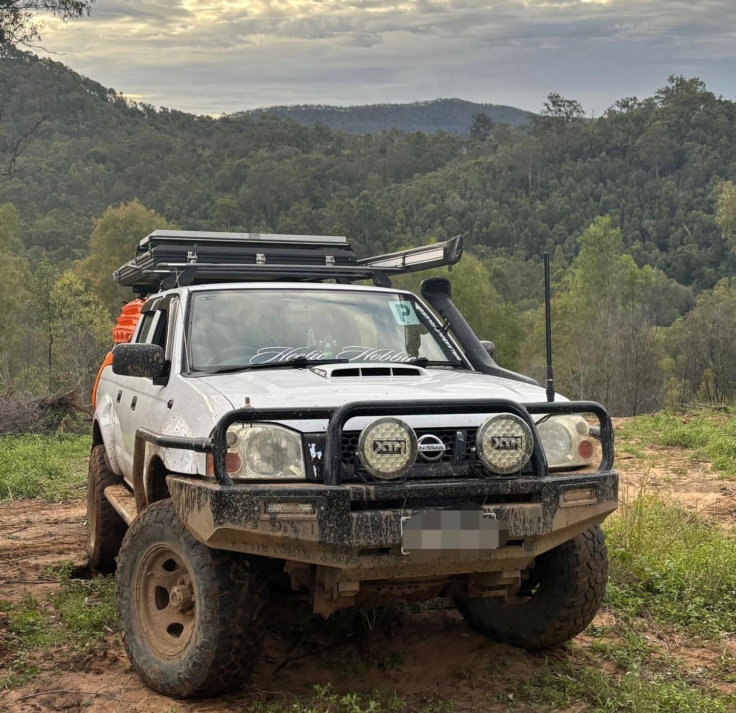 Bullbar Lightbar Brackets with indicators in a pair